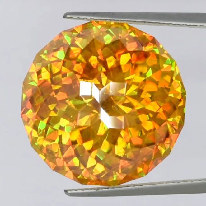 Faceted gem sphalerite 44.97 ct