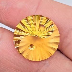 Citrine "Yin Yang" cut - 19,78 ct