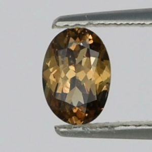 garnet, color change - 1,1 ct