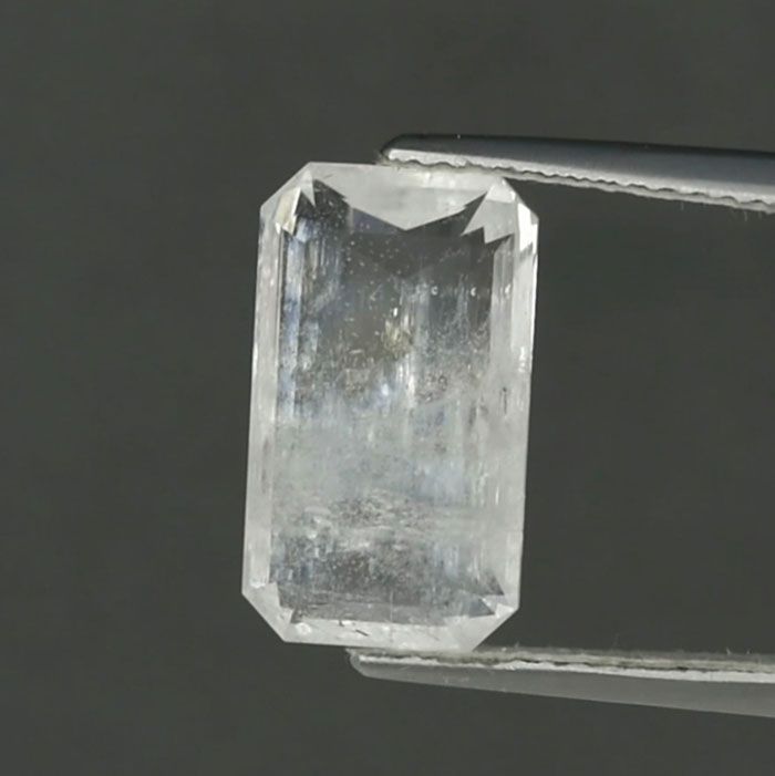 Natrolite - 3,57 ct